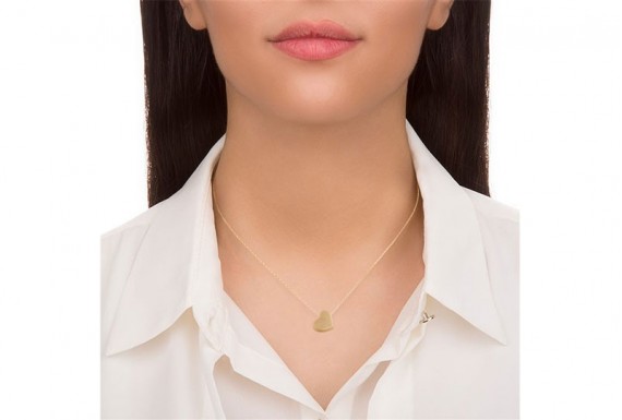 Gold heart necklace no 1